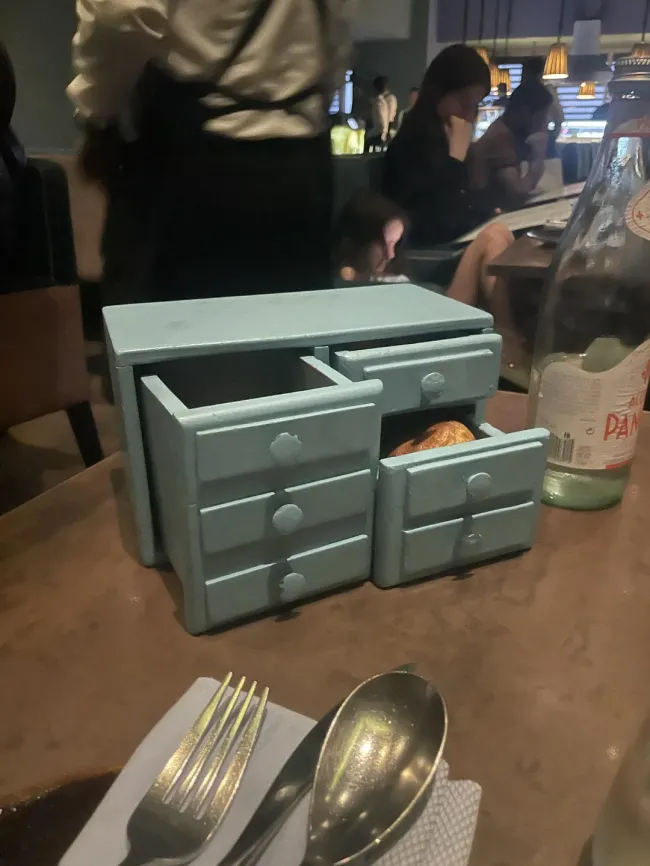 Crazy Food Serving (24 pics)