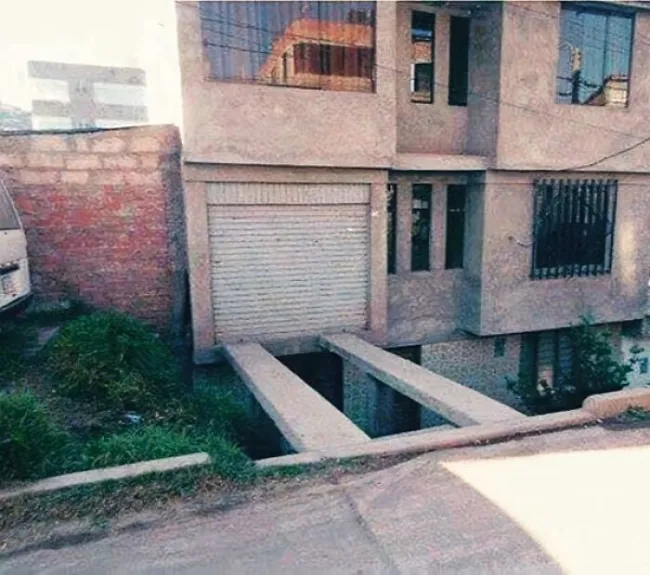 Failed Constructions (25 pics)