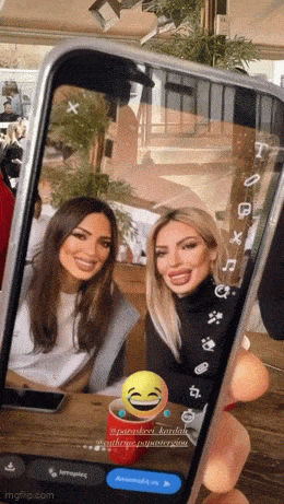 Acid GIFs, April 9 (25 gifs)