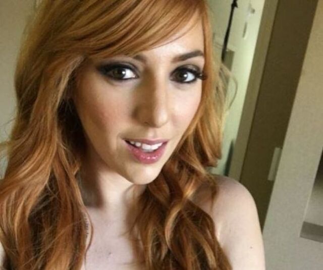 Redhead Girls (21 pics)