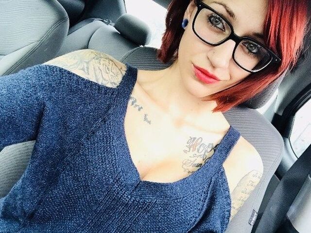 Redhead Girls (21 pics)