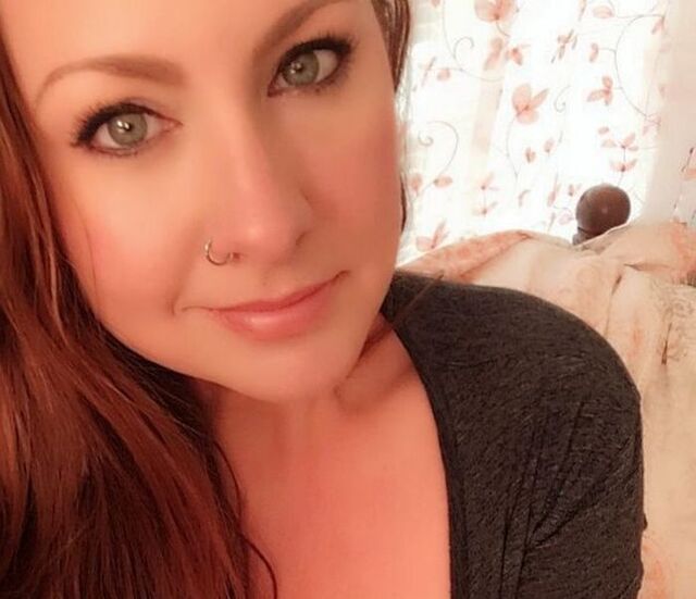 Redhead Girls (21 pics)