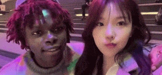 Acid GIFs, April 13 (25 gifs)