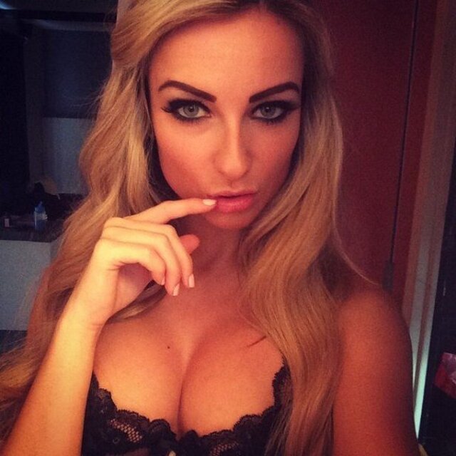 Beauty Girls (21 pics) Beauty Girls (21 pics)