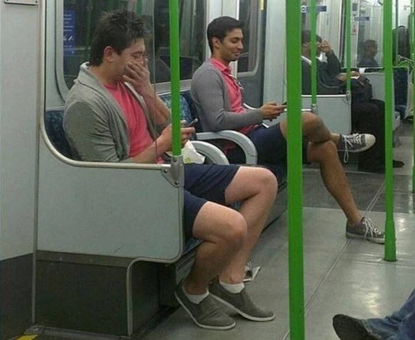 Unexpected Coincidences (15 pics) Unexpected Coincidences (15 pics)