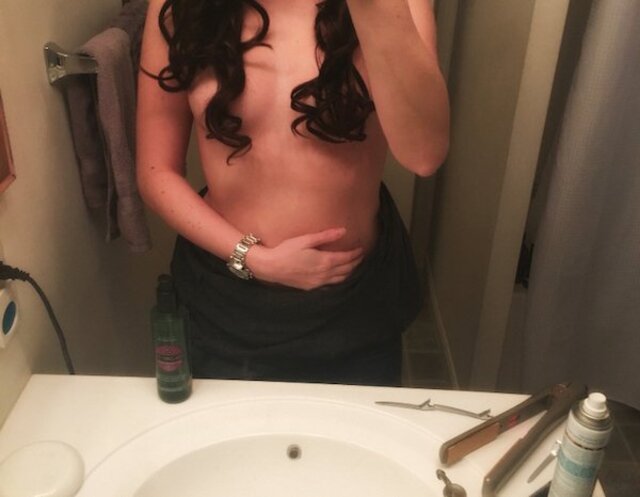 Braless Girls (21 pics) Braless Girls (21 pics)