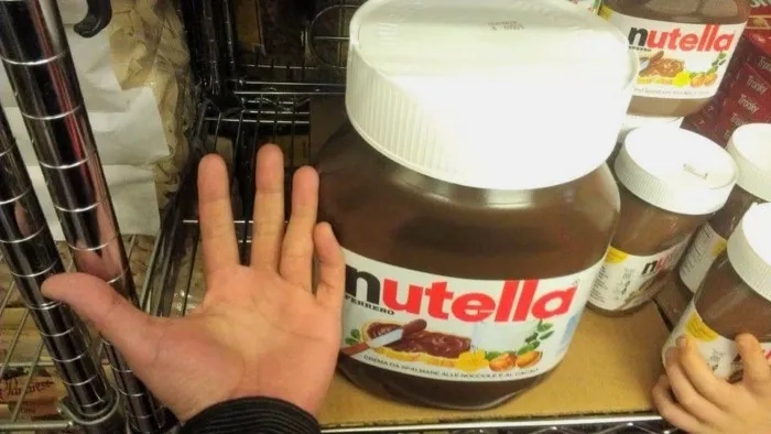 Giant Things (15 pics)