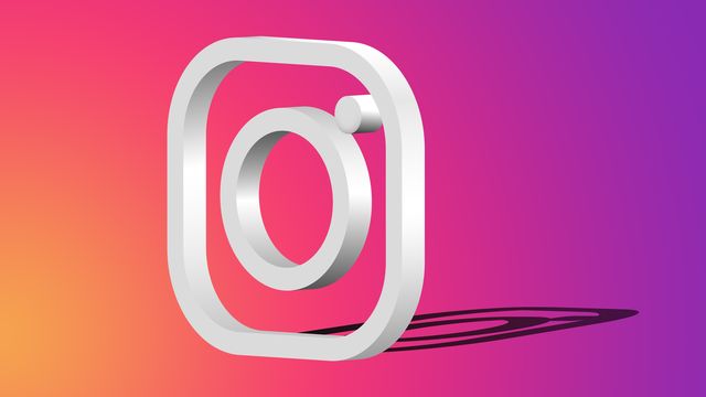 How Bloggers and Content Creators Can Reach Their First 10K Followers on Instagram