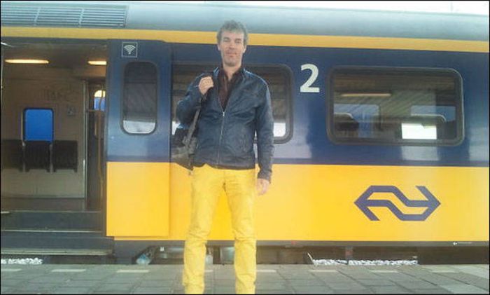 Unexpected Coincidences (23 pics)