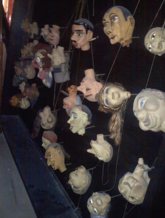 Creepy Finds In Basements (23 pics)