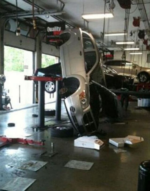 Unfortunate Situations (23 pics) Unfortunate Situations (23 pics)