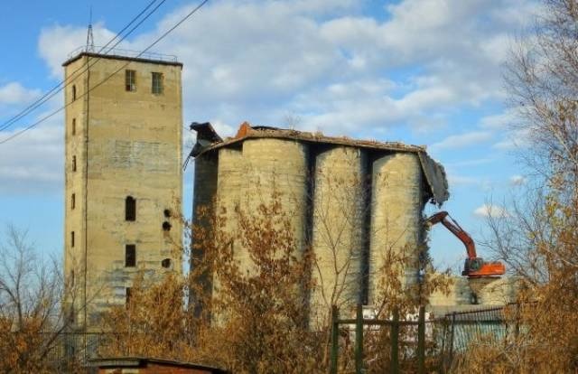 They Don't Care About Safety (27 pics) They Don't Care About Safety (27 pics)