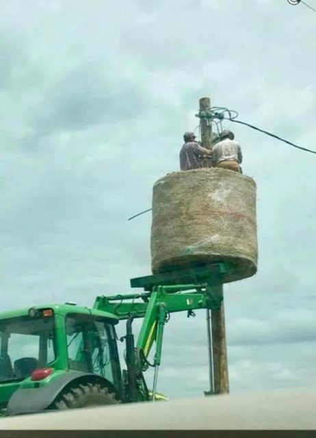 They Don't Care About Safety (27 pics) They Don't Care About Safety (27 pics)