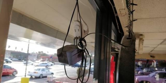 They Don't Care About Safety (27 pics) They Don't Care About Safety (27 pics)