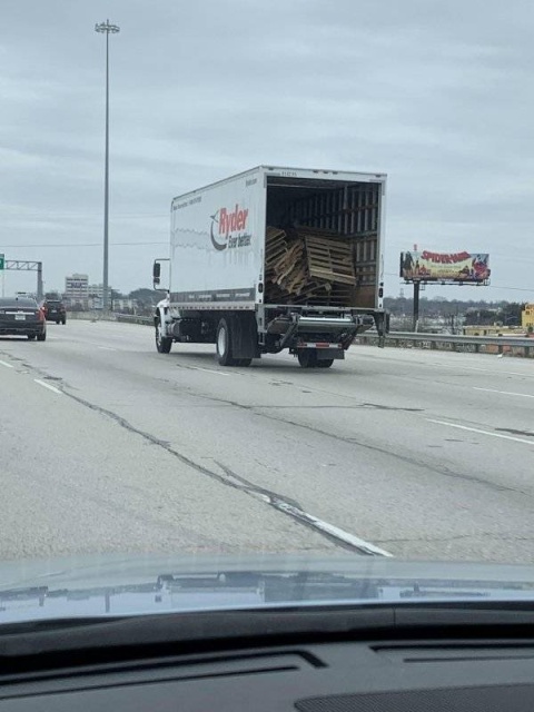 They Don't Care About Safety (27 pics) They Don't Care About Safety (27 pics)