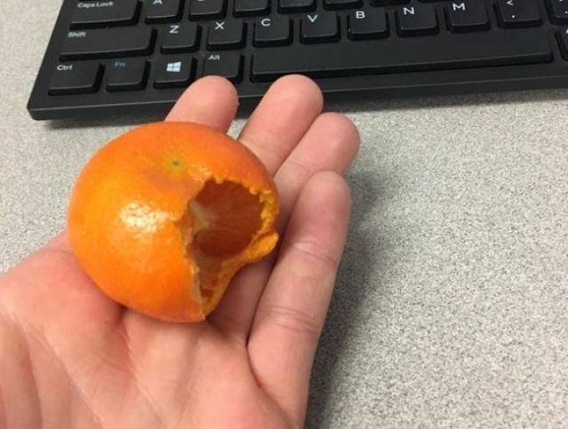 Annoying Situations (20 pics)