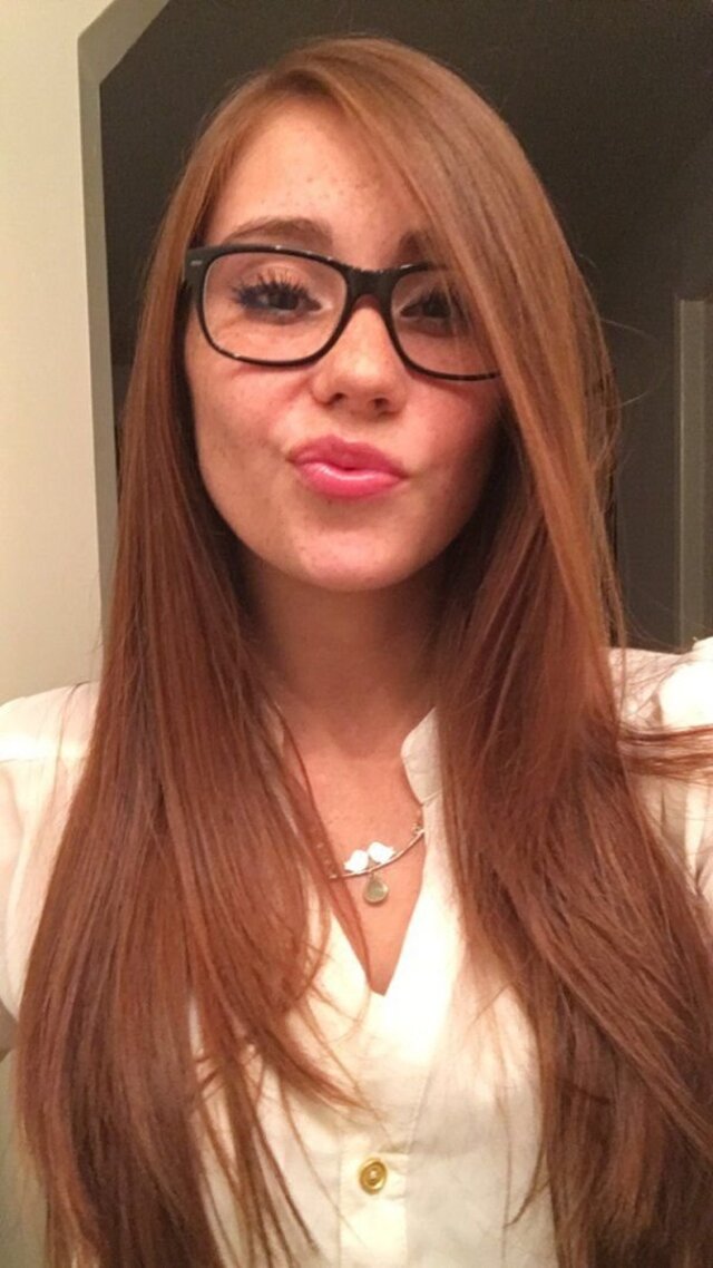 Redhead Girls (21 pics)