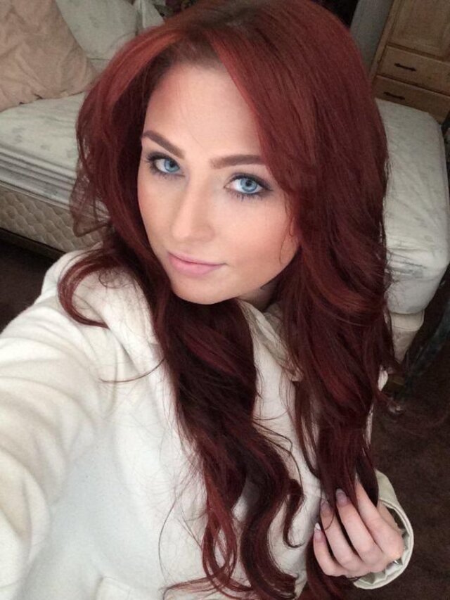 Redhead Girls (21 pics)
