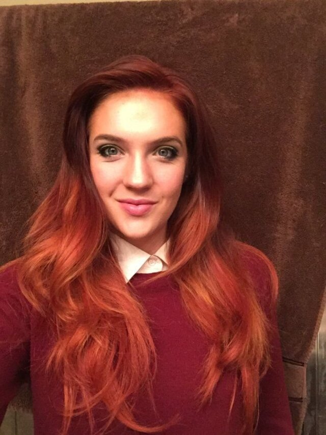 Redhead Girls (21 pics)