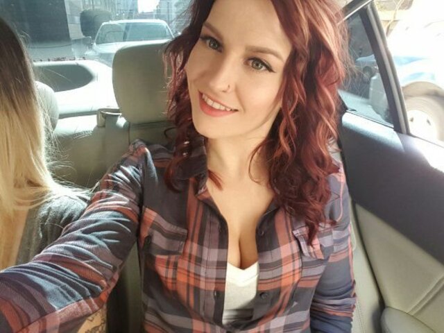 Redhead Girls (21 pics)