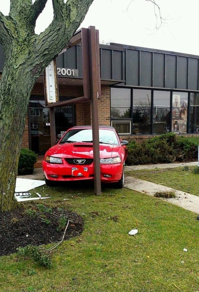 Unfortunate Situations (25 pics)
