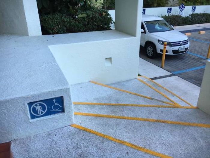 Failed Constructions (33 pics) Failed Constructions (33 pics)