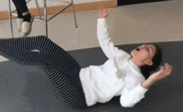 Acid GIFs, April 27 (25 gifs)