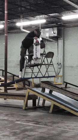 Acid GIFs, April 27 (25 gifs) Acid GIFs, April 27 (25 gifs)