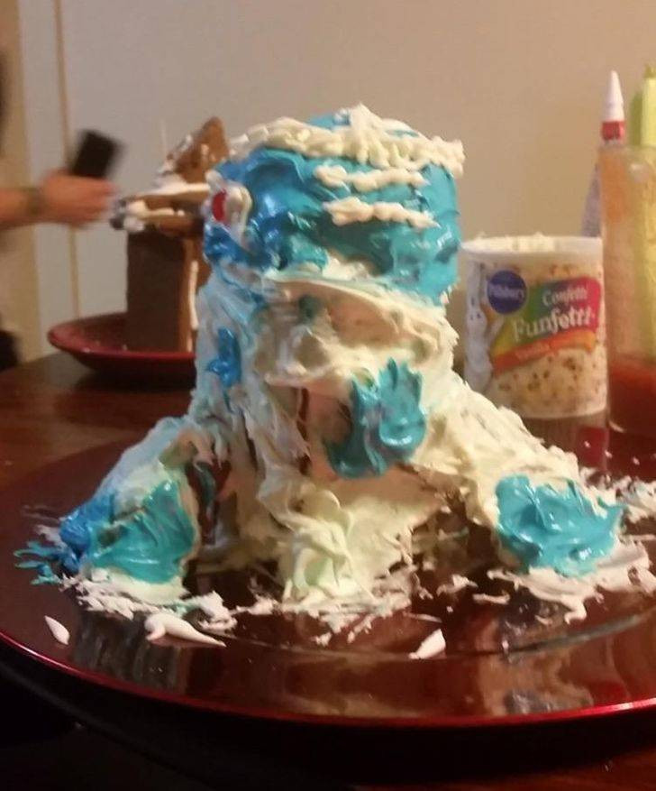Failed Cakes (18 pics)