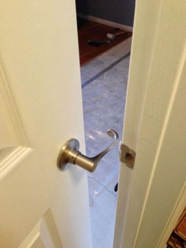 Bad Days Happen (23 pics)