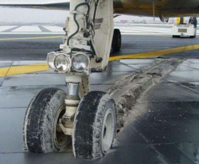 Bad Days Happen (23 pics)