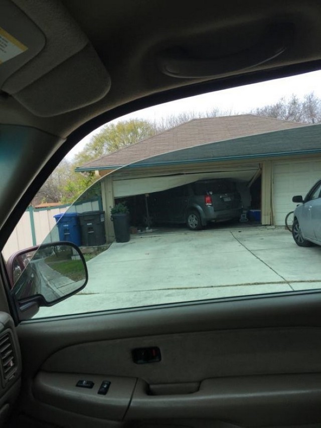 Bad Days Happen (23 pics)