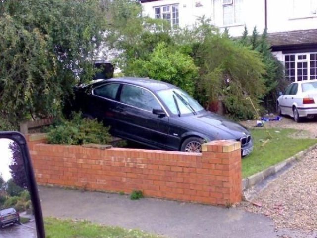 Bad Days Happen (23 pics)