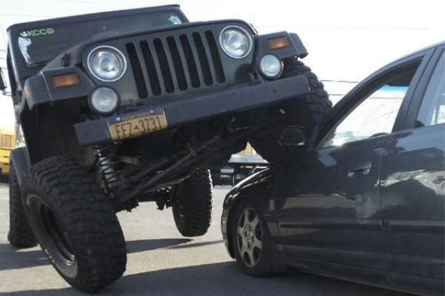 Bad Days Happen (23 pics)