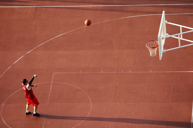 Momentum Runs and Emotional Swings: Why Latin American Basketball Feels Unpredictable