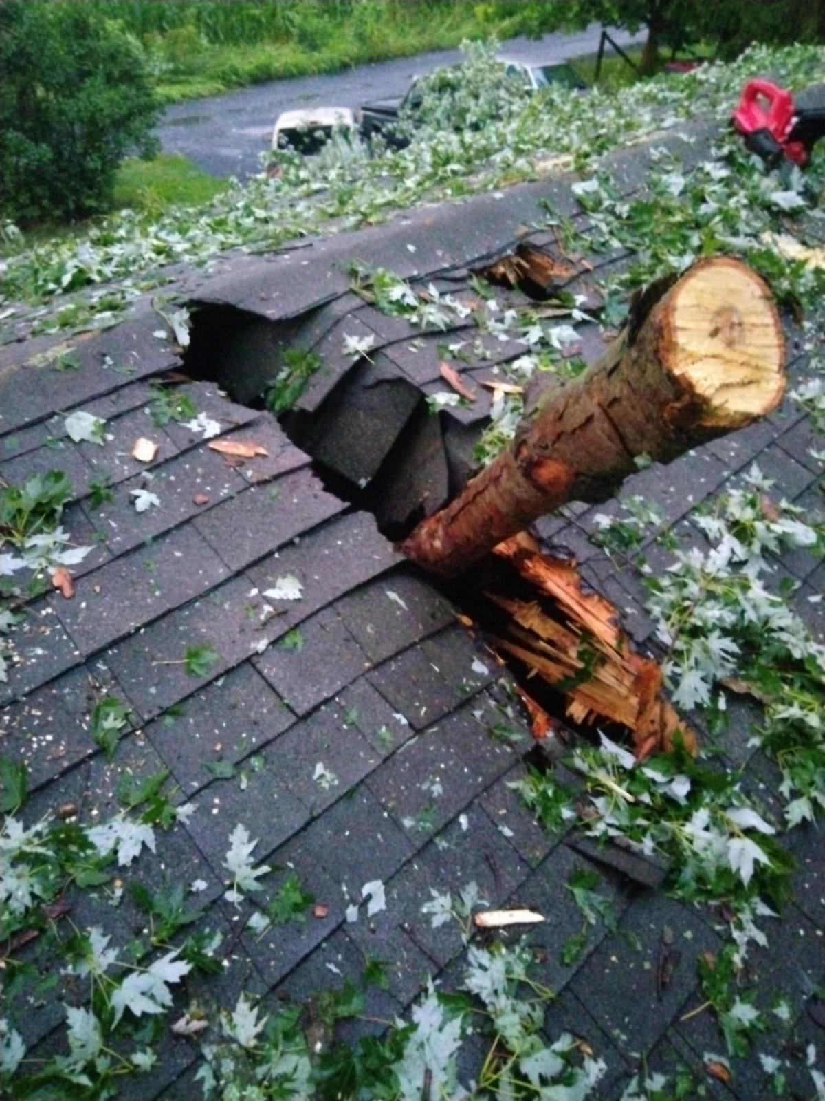 Bad Days Happen (29 pics)