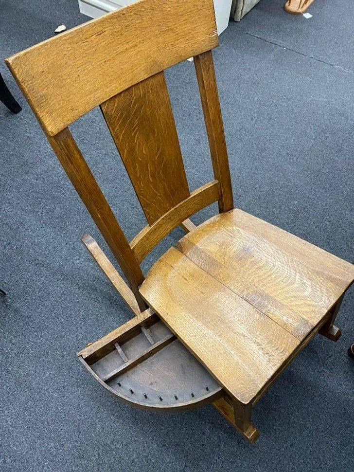 Strange Finds In Thrift Shops (24 pics)