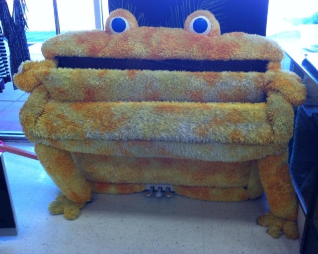 Strange Finds In Thrift Shops (24 pics)