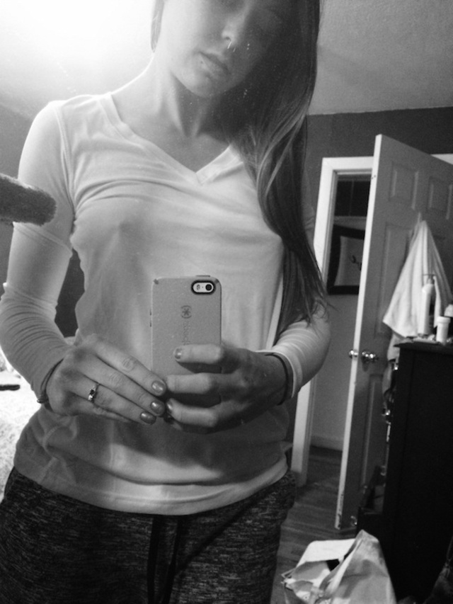 Braless Girls (21 pics) Braless Girls (21 pics)