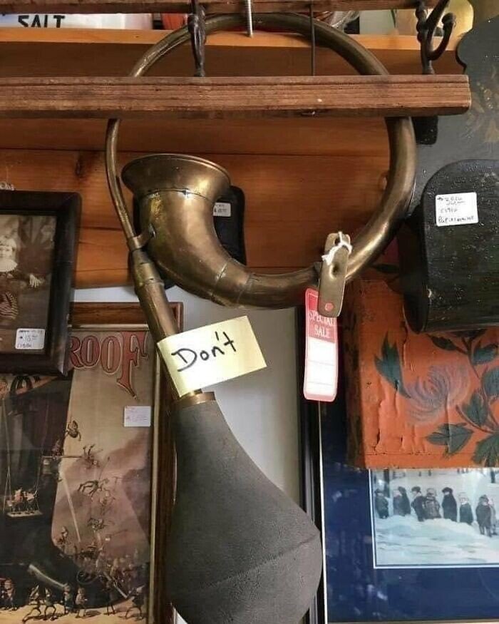 Weird Finds In Thrift Shops (25 pics)