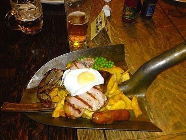 Crazy Food Serving (25 pics)