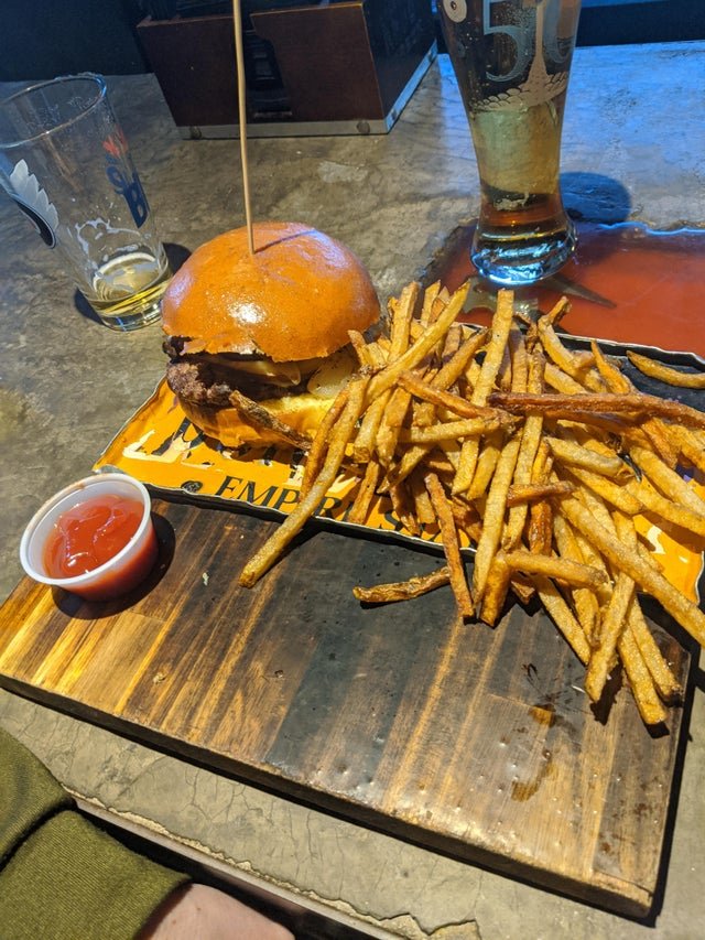 Crazy Food Serving (25 pics)