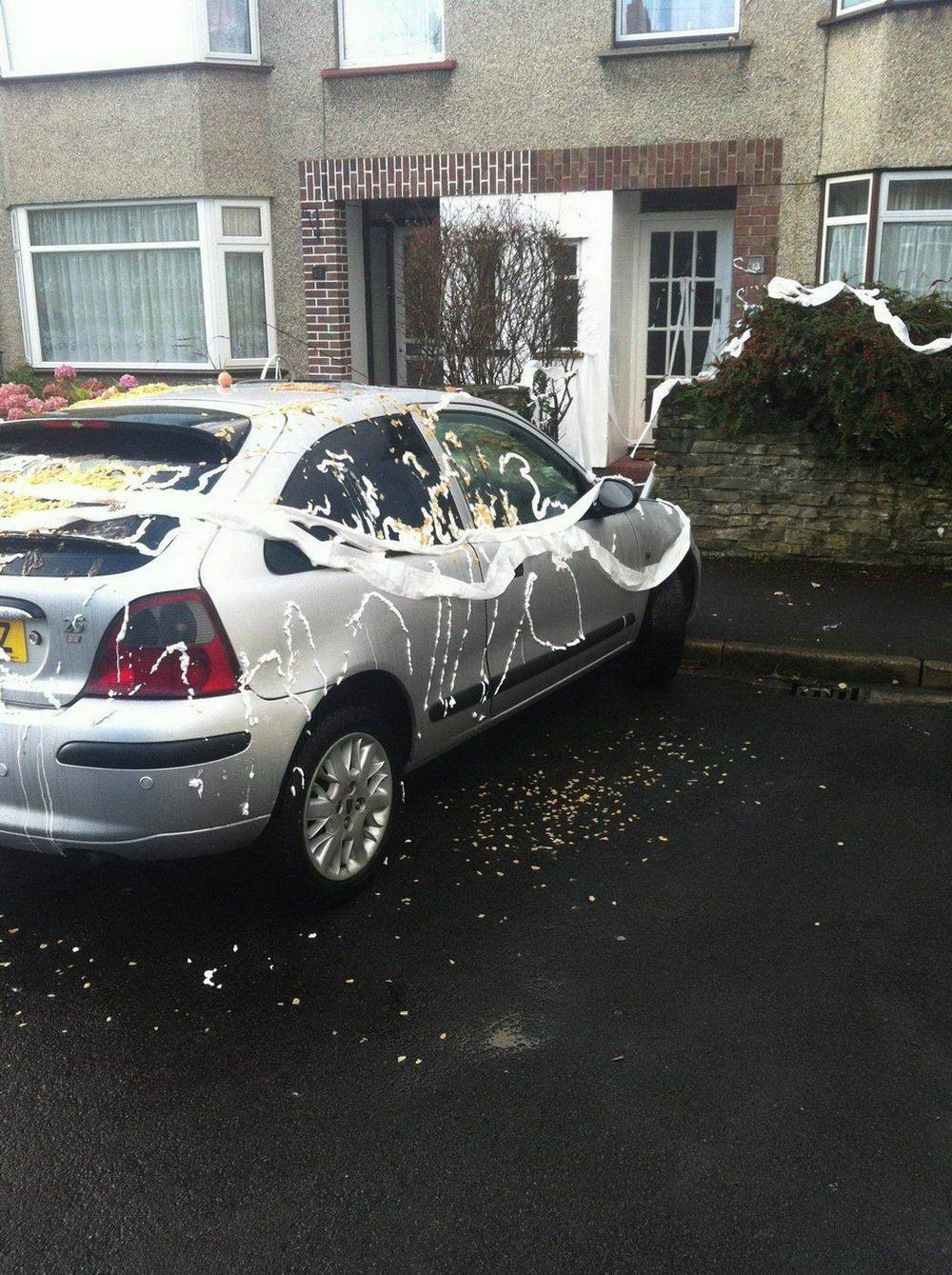 Bad Days Happen (31 pics)