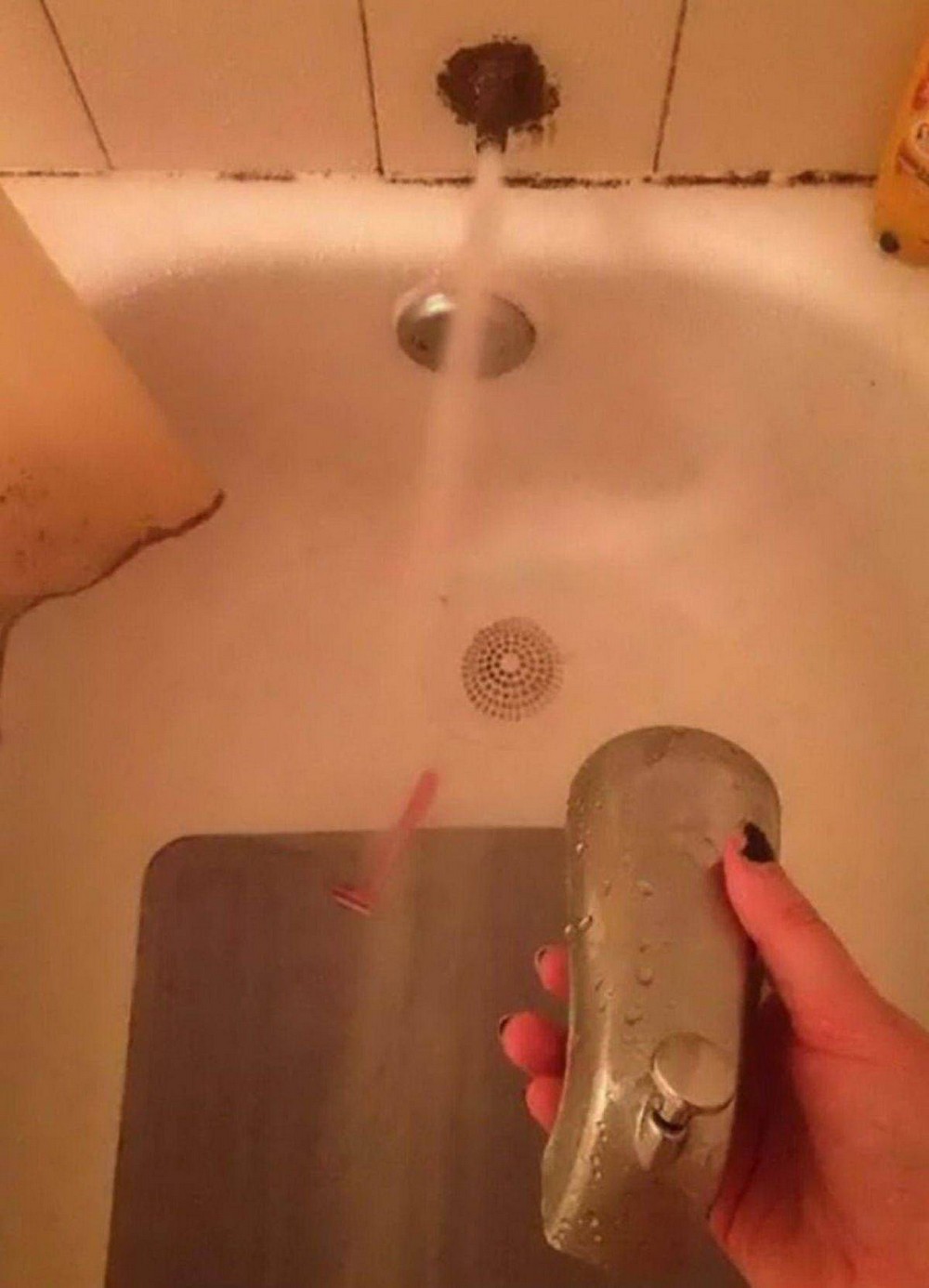 Bad Days Happen (31 pics)