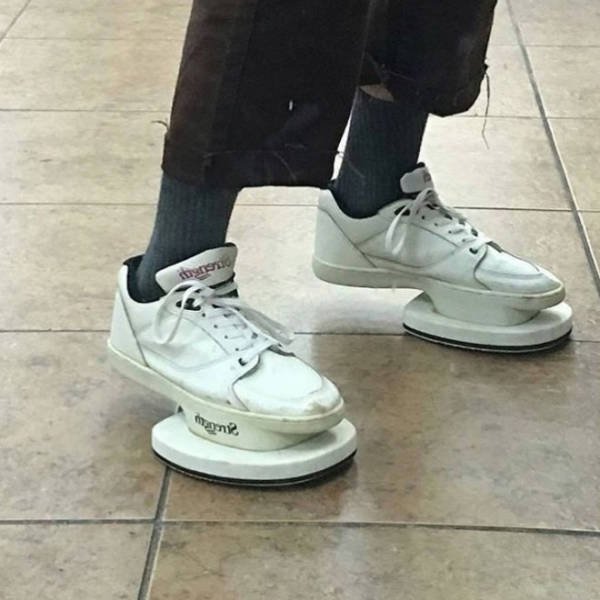 Odd Shoes (19 pics)