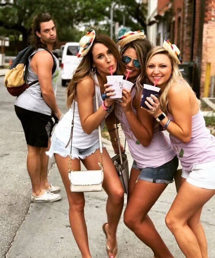 Funny Photobombs (25 pics) Funny Photobombs (25 pics)