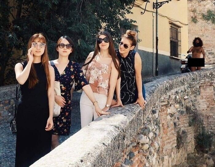 Funny Photobombs (25 pics) Funny Photobombs (25 pics)