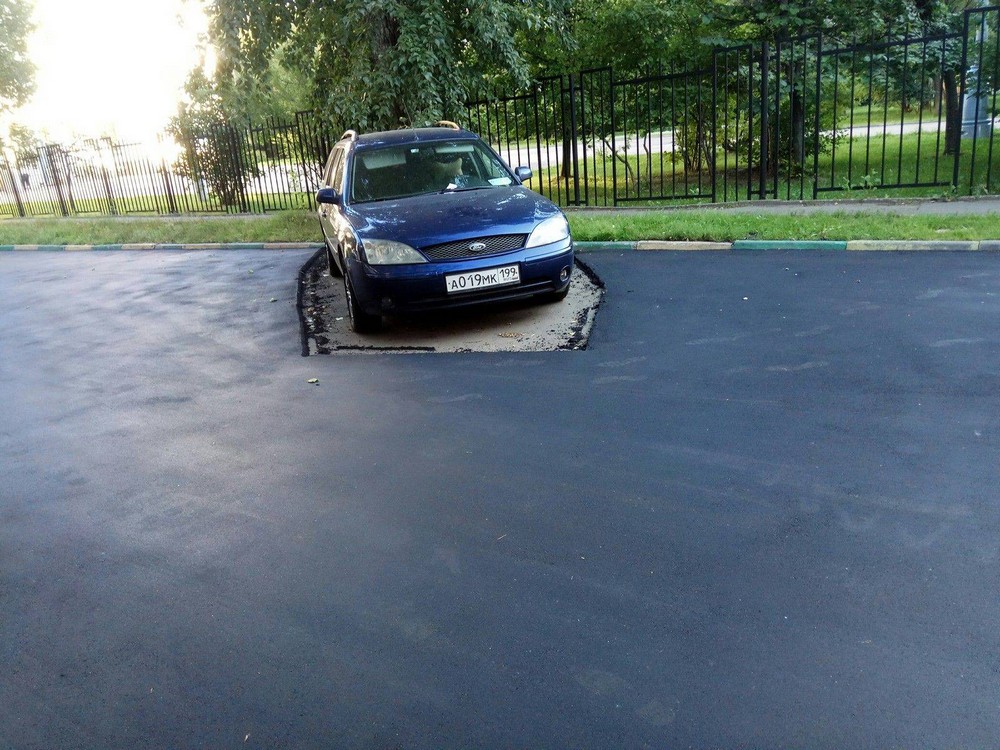 Bad Days Happen (31 pics)