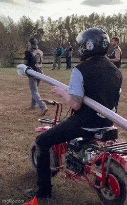 Acid GIFs, May 6 (25 gifs)