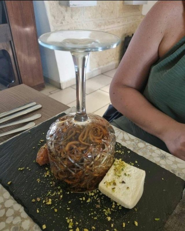 Crazy Food Serving (15 pics) Crazy Food Serving (15 pics)